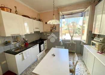 Four-room apartment Salita vallone santa lucia, Imperia - photo 6
