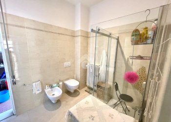 Four-room apartment Salita vallone santa lucia, Imperia - photo 18