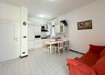 Bilocale Via Nostra Signora degli Angeli, Savona - foto 6