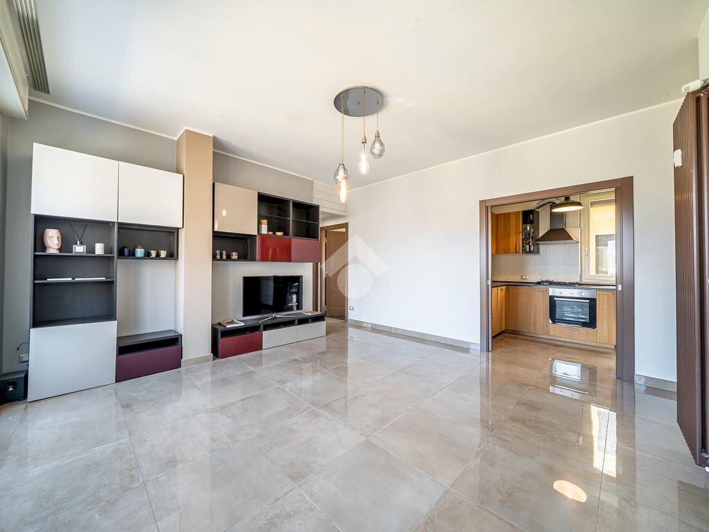 Three-room apartment Borgo Gian Domenico Romagnosi, Parma (neighborhood Centro Storico) - photo 2