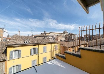 Three-room apartment Borgo Gian Domenico Romagnosi, Parma (neighborhood Centro Storico) - photo 8