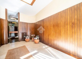 Three-room apartment Borgo Gian Domenico Romagnosi, Parma (neighborhood Centro Storico) - photo 16