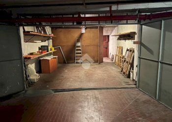 Appartamento Via Pietro Giardini, Modena (zona San Faustino) - foto 45