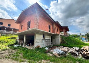 Villa Via Pesio, Corneliano d'Alba - photo 2