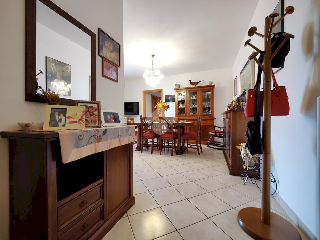 Trilocale via Newton, Reggio nell'Emilia - foto 2