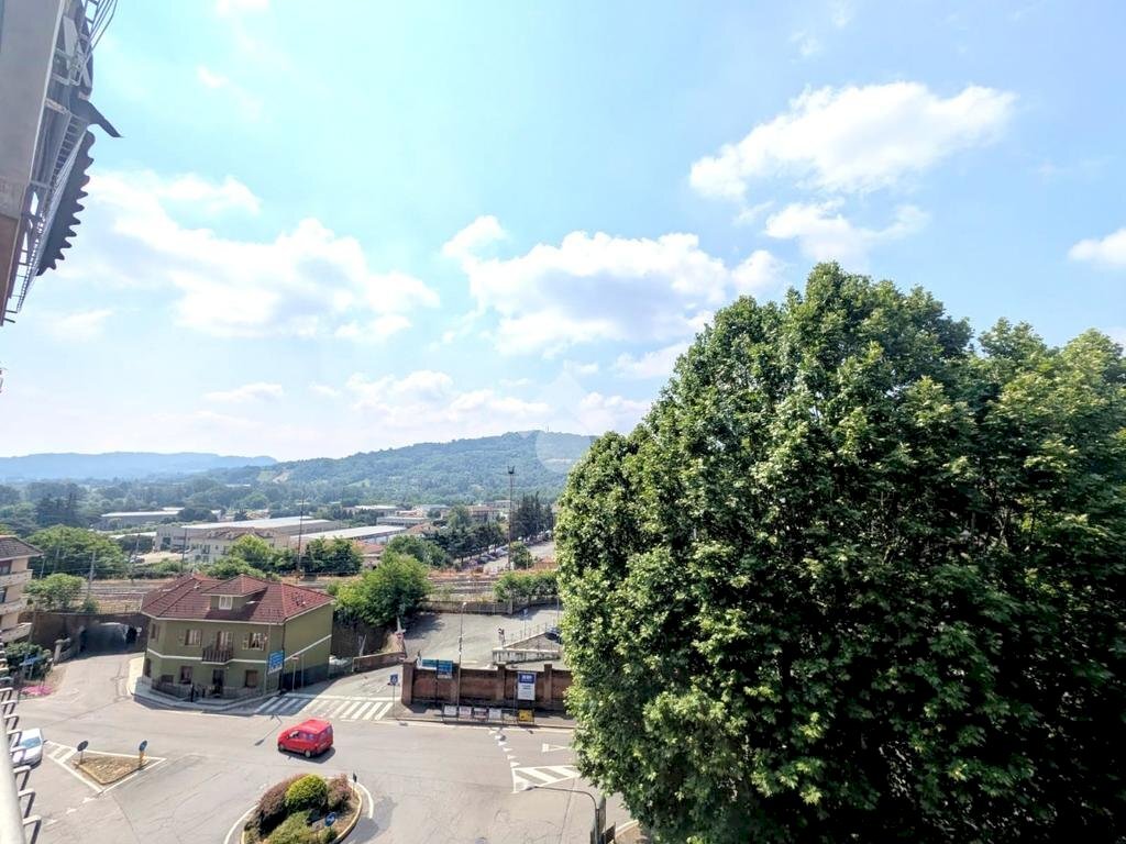 Four-room apartment Via Alcide De Gasperi, Acqui Terme - photo 1