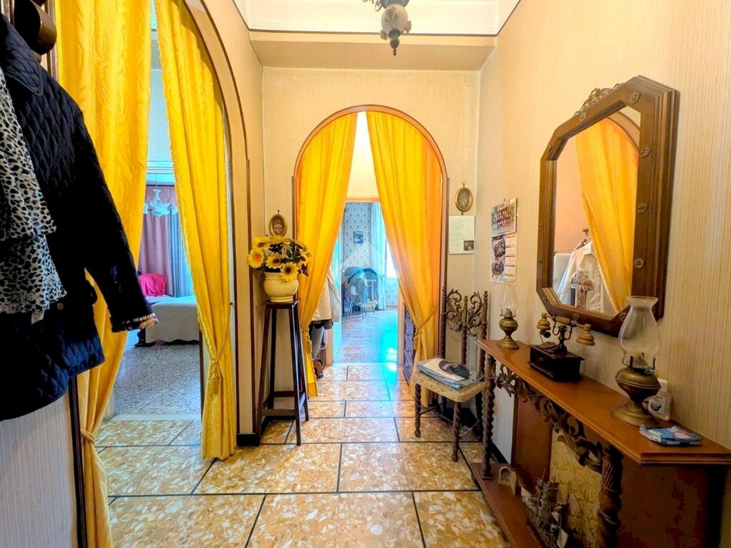 Four-room apartment Via Alcide De Gasperi, Acqui Terme - photo 2