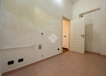 Four-room apartment Salita Pontida, Tortona - photo 25