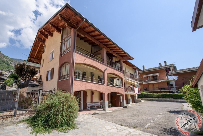 Two-room apartment FRAZIONE LE MONTAN 49, Sarre - photo 1