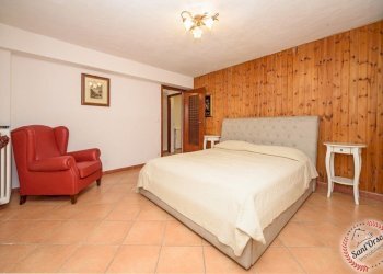 Two-room apartment FRAZIONE LE MONTAN 49, Sarre - photo 10