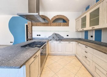 Apartment Via Borgonuovo, Val della Torre - photo 5