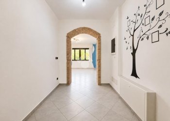 Apartment Via Borgonuovo, Val della Torre - photo 14