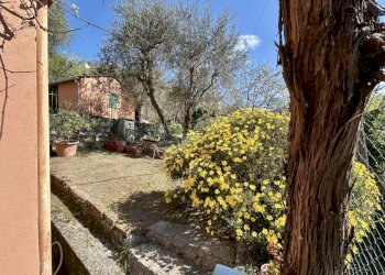 Two-room apartment Salita Loggia, Genova (neighborhood Struppa) - photo 8