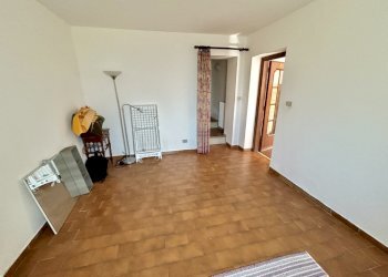 Two-room apartment Salita Loggia, Genova (neighborhood Struppa) - photo 13
