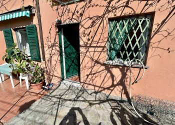 Two-room apartment Salita Loggia, Genova (neighborhood Struppa) - photo 19