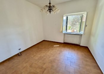 Two-room apartment Salita Loggia, Genova (neighborhood Struppa) - photo 26