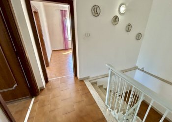 Two-room apartment Salita Loggia, Genova (neighborhood Struppa) - photo 32