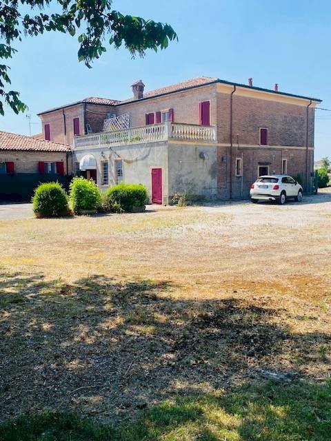 Foto 1 - Agriturismo Via Copparo
 
292, Ferrara - photo 1