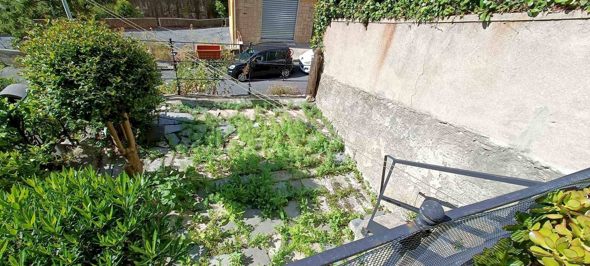 Foto 1 - Trilocale Via Pasquale Berghini
 
35D, Genova - foto 1