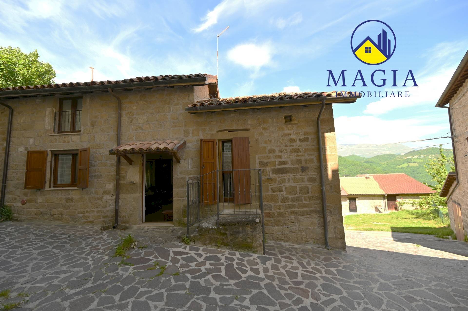 Foto 1 - Independent house Montegallo - photo 1