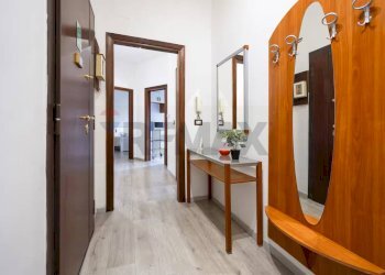 Hall / corridoio - Bilocale Via Saverio Lioce
 
78, Bari - foto 3