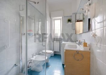 Bagno - Bilocale Via Saverio Lioce
 
78, Bari - foto 9