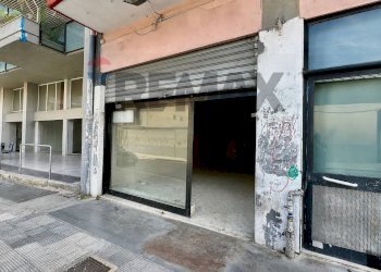 Edificio all\'aperto - Locale Commerciale Corso Benedetto Croce
54, Bari - foto 1