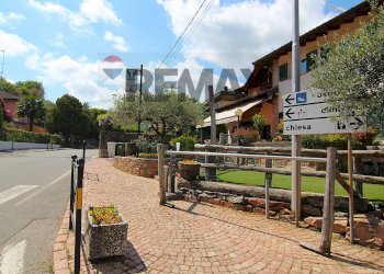Edificio all\'aperto - Bar Tavola Calda - Fredda Via Campagnola
2, Cuasso al Monte - foto 2