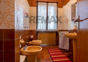 Bagno - Villa VIA S. PIETRO
 
21, Marchirolo - foto 8
