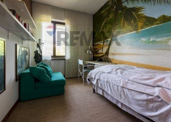 Camera / camera da letto - Villa VIA S. PIETRO
 
21, Marchirolo - foto 13