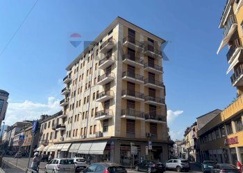 Edificio all\'aperto - Trilocale VIA AVEGNO
 
1, Varese - foto 16