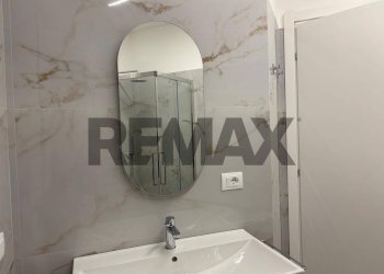 Bagno - Three-room apartment VIA AVEGNO
 
1, Varese - photo 16