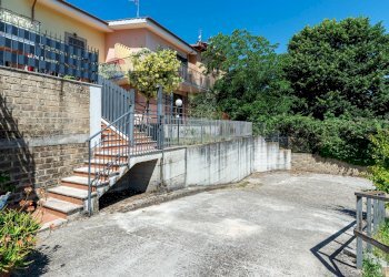 Casa all\'aperto - Villa a Schiera Via Antonio Varisco
snc, Morlupo - foto 8