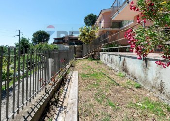 Giardino - Villa a Schiera Via Antonio Varisco
snc, Morlupo - foto 12