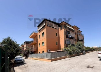 Edificio all\'aperto - Attic via Calabrese
 
83, Ficarazzi - photo 20