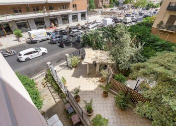 Edificio all\'aperto - Appartamento Via Principe Di Paterno'
 
90, Palermo - foto 7