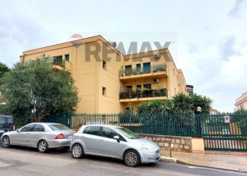 Edificio all\'aperto - Office Via Fabio Besta
12, Palermo - photo 3