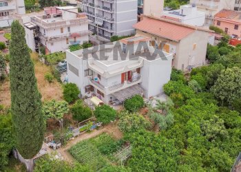 Edificio all\'aperto - Villa Via Vf 034
 
8, Palermo - foto 1