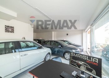 Parcheggio - Shop Corso Italia
 
136, Paterno - photo 7