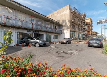 Edificio all\'aperto - Shop Corso Italia
 
136, Paterno - photo 20
