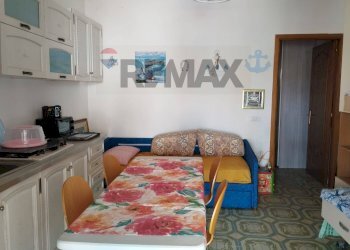 Sala da pranzo - Bilocale Via Del Garofano
 
28, Catania - foto 7