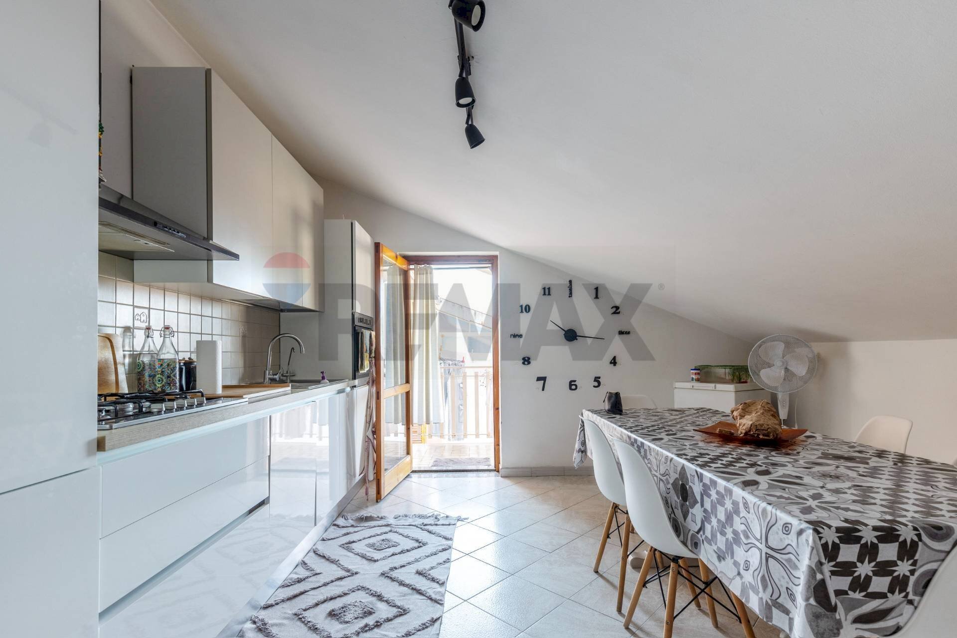 Cucina - Four-room apartment Via Santa Maria La Stella
95, Aci Sant'Antonio - photo 3