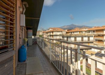 Balcone - Four-room apartment Via Santa Maria La Stella
 
95, Aci Sant'Antonio - photo 2