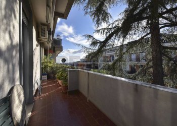 Balcone - Appartamento Via Giovan Battista Vaccarini
 
5, Sant'Agata Li Battiati - foto 8