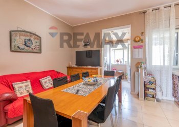 Sala da pranzo - Casa semi indipendente Via IV Novembre
 
251, San Michele di Ganzaria - foto 7