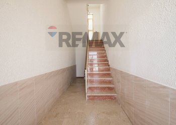 Scale - Casa semi indipendente Via IV Novembre
 
251, San Michele di Ganzaria - foto 22
