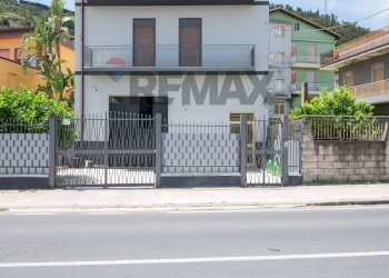 Casa all\'aperto - Casa semi indipendente Via IV Novembre
 
251, San Michele di Ganzaria - foto 29