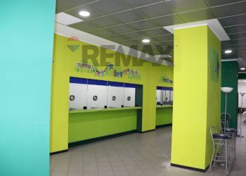Stanza vuota - Commercial Premises Corso Italia
266, Giarre - photo 1