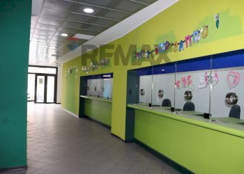 Ricezione / Lobby - Commercial Premises Corso Italia
266, Giarre - photo 3