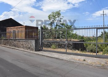 Casa all\'aperto - Building land Via Villapetrosa
snc, Acireale - photo 2